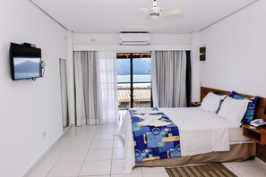 Room - Hotel Vista Bella (Ilhabela)