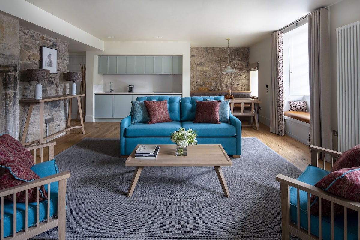 Signature-Apartment | Wohnzimmer | Flachbildfernseher