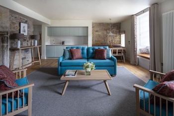 Cheval Abbey Strand Apartments, at Holyrood