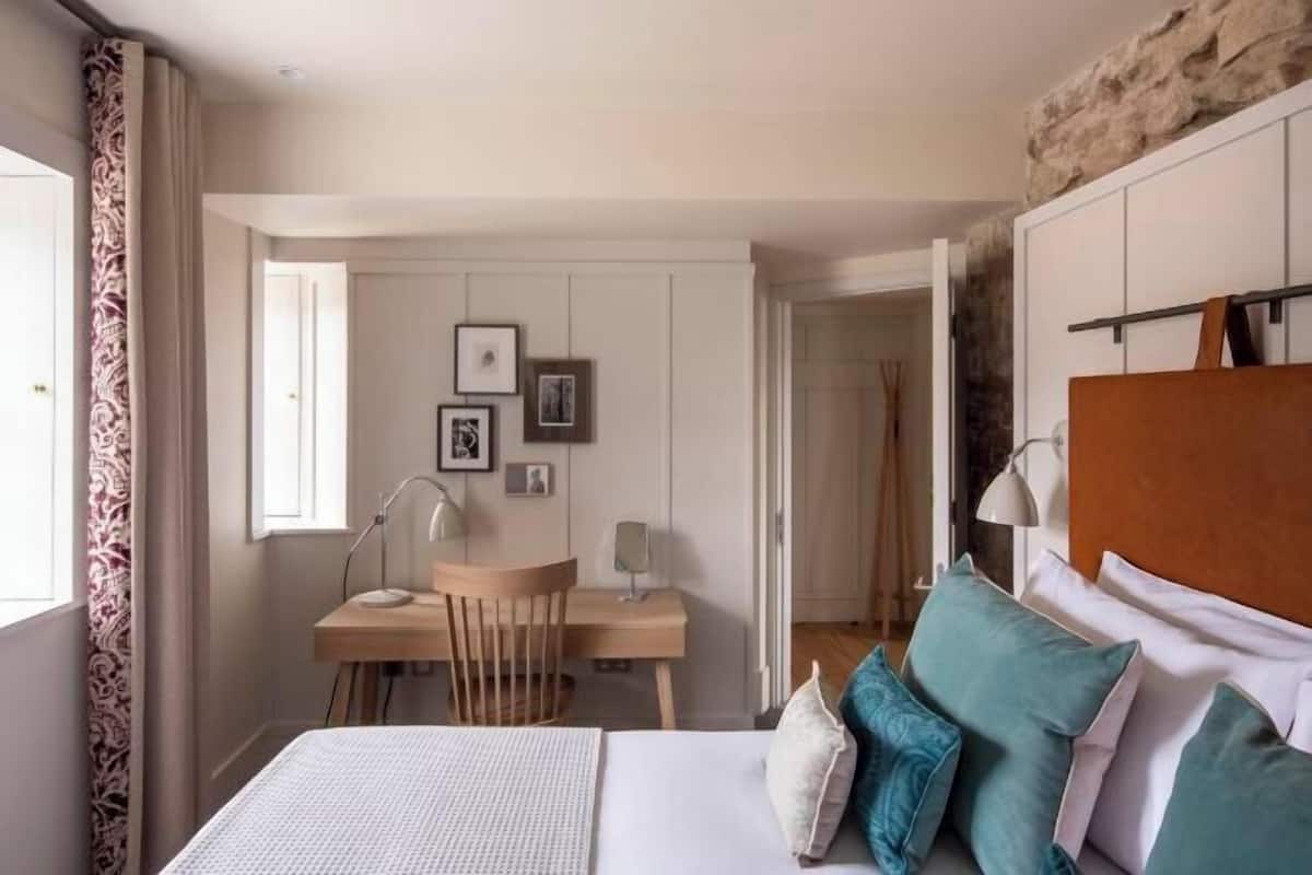 2 bedrooms, premium bedding, in-room safe, individually decorated