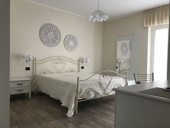 舒適雙人或雙床房, 多張床, 非吸煙房, 花園景觀 | 客房景觀