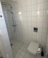 Family House, 1 Bedroom | Bathroom shower