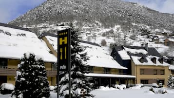 숙박 시설 정면