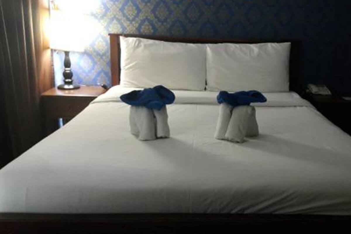 Superior Double Room, 1 Queen Bed, Non Smoking, City View | In-room safe, free WiFi, bed sheets
