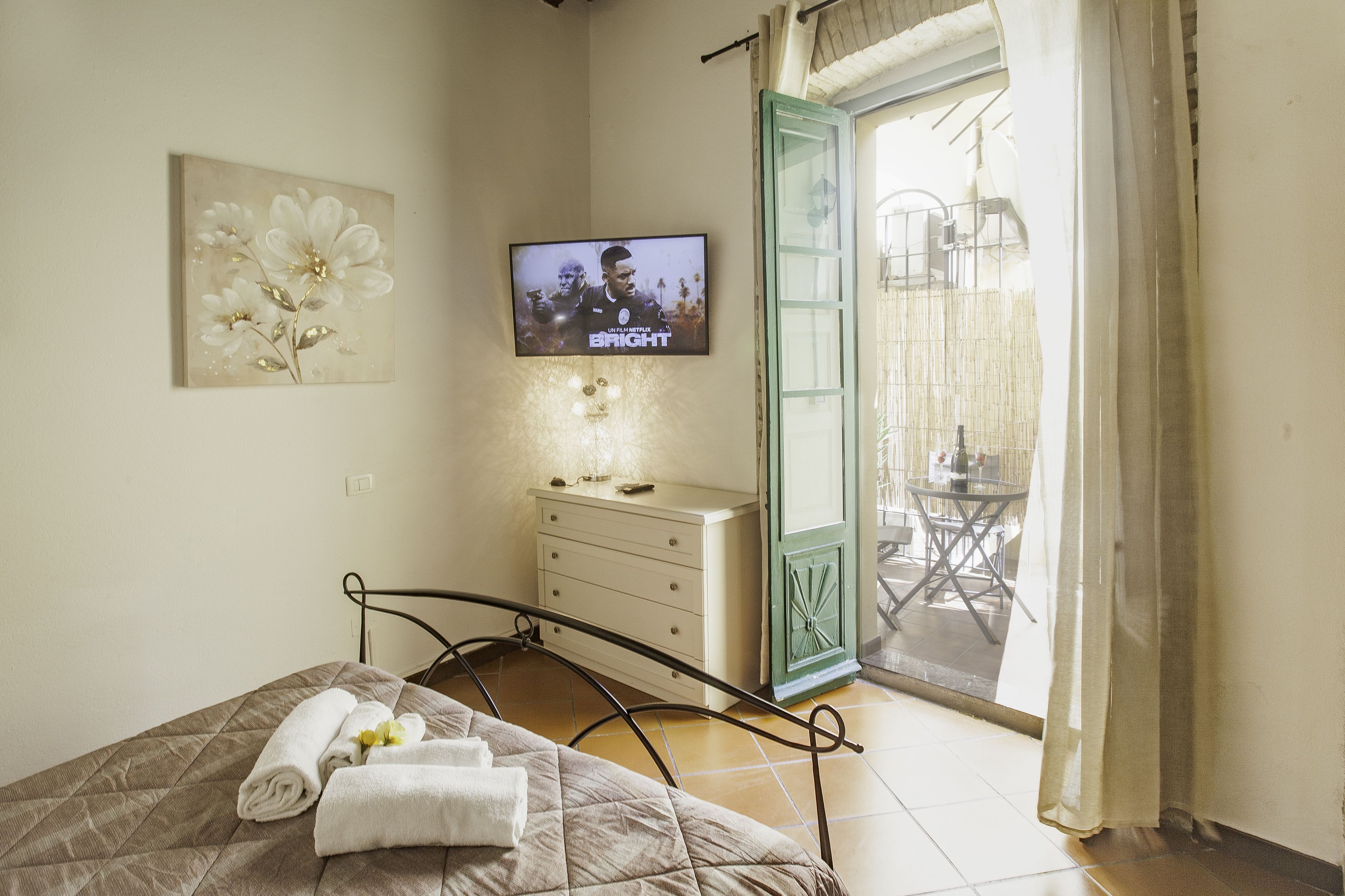 deluxe apartment, 1 bedroom, city view | 1 bedroom, in-room safe, soundproofing, iron/ironing board