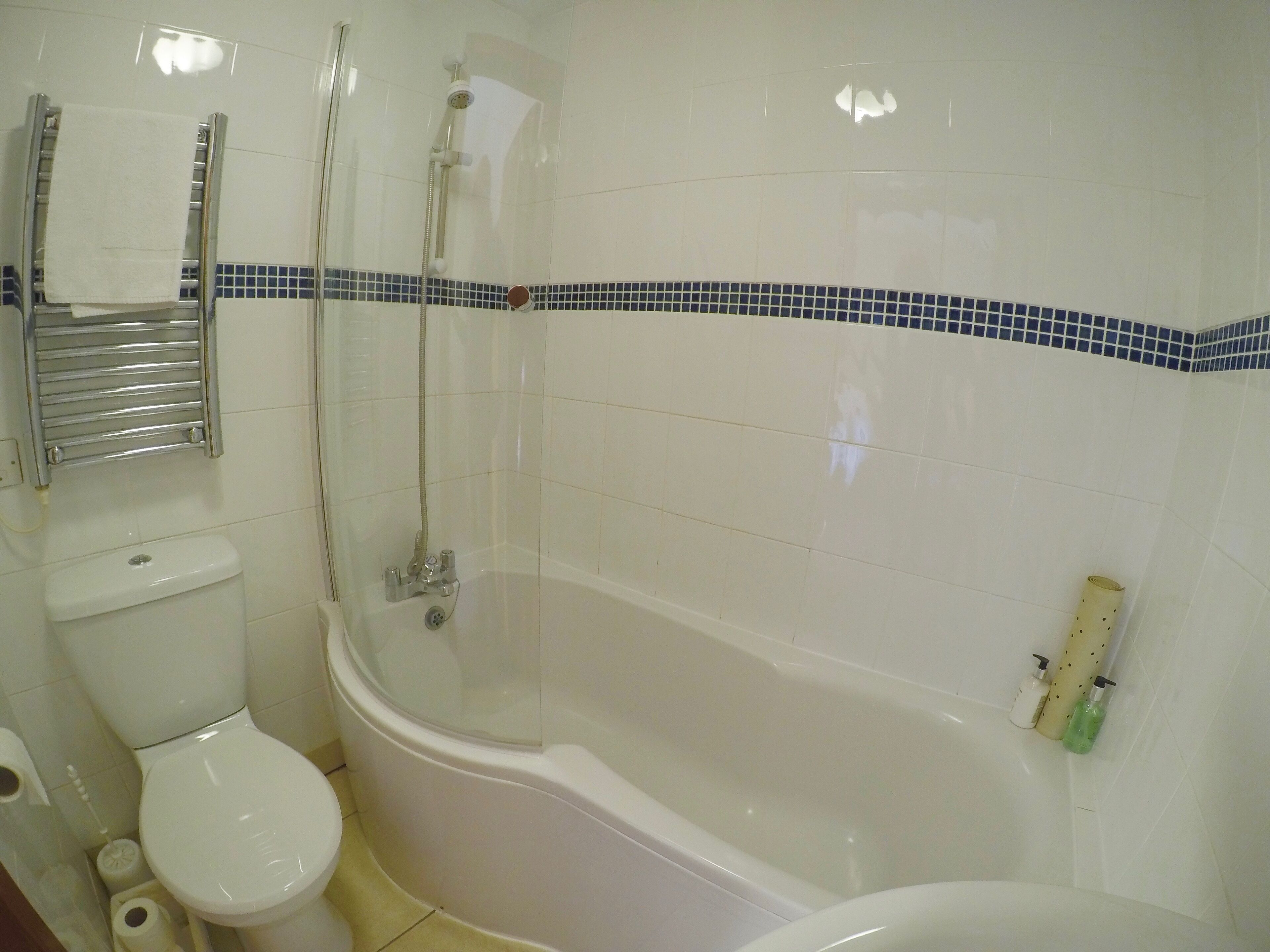 double room, sea view | bathroom | free toiletries, hair dryer, towels