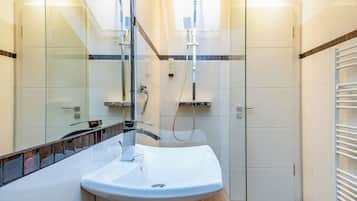 Comfort Studio Suite, 1 Double Bed, Kitchenette