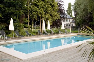 Seasonal outdoor pool