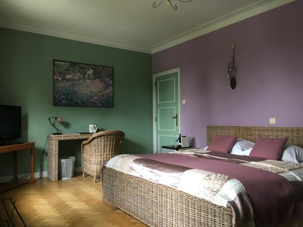 minibar, individually decorated, desk, soundproofing