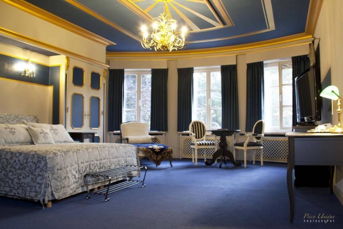 minibar, individually decorated, desk, soundproofing