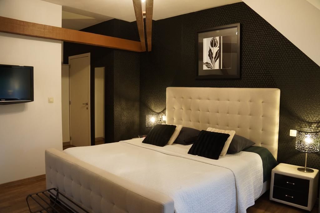 double room | minibar, individually decorated, desk, soundproofing