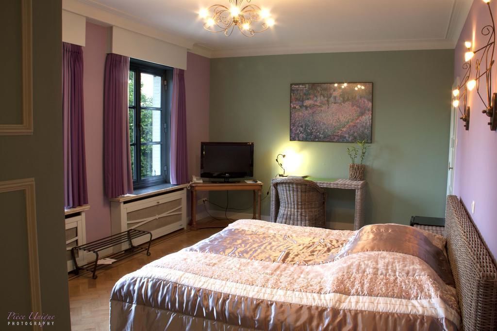 minibar, individually decorated, desk, soundproofing