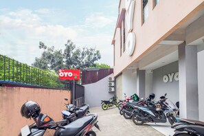 Free self parking
