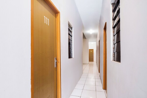 Lobby - Hotel O Lontar Residence (Jakarta)