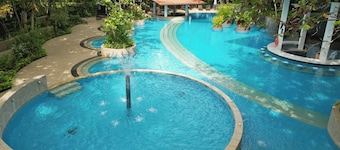Fernvale Leisure Club and Resort