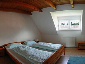 2 camere, culla da viaggio, Wi-Fi, lenzuola