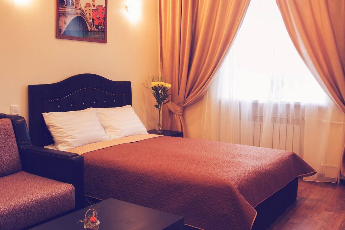 In-room safe, desk, iron/ironing board, free cots/infant beds