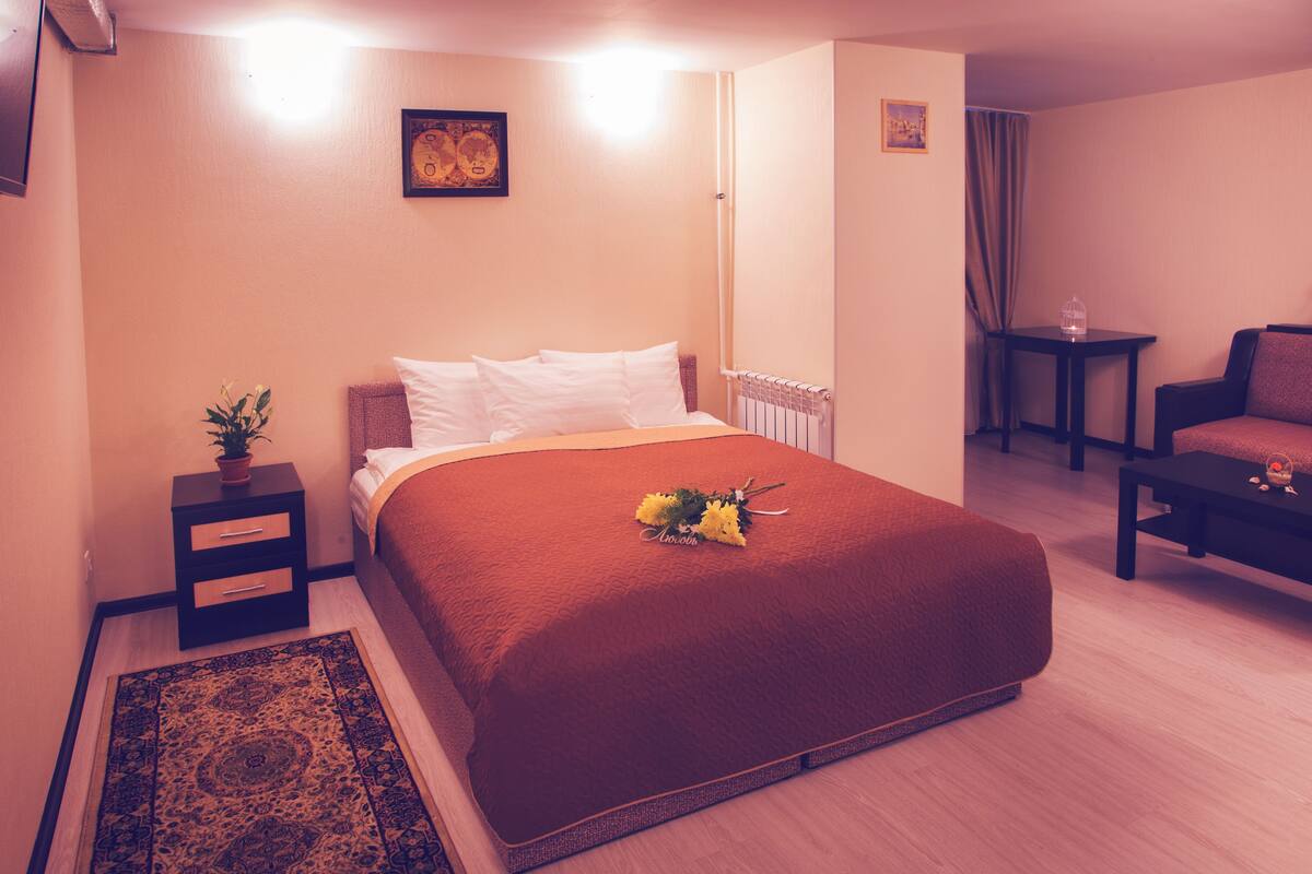 In-room safe, desk, iron/ironing board, free cots/infant beds