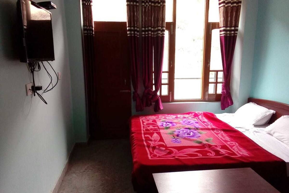 Standard Room | Soundproofing, bed sheets