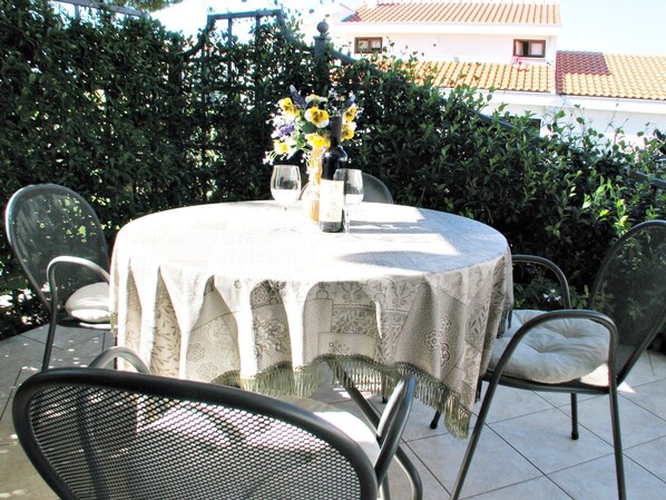 Apartment (1) | Balkon