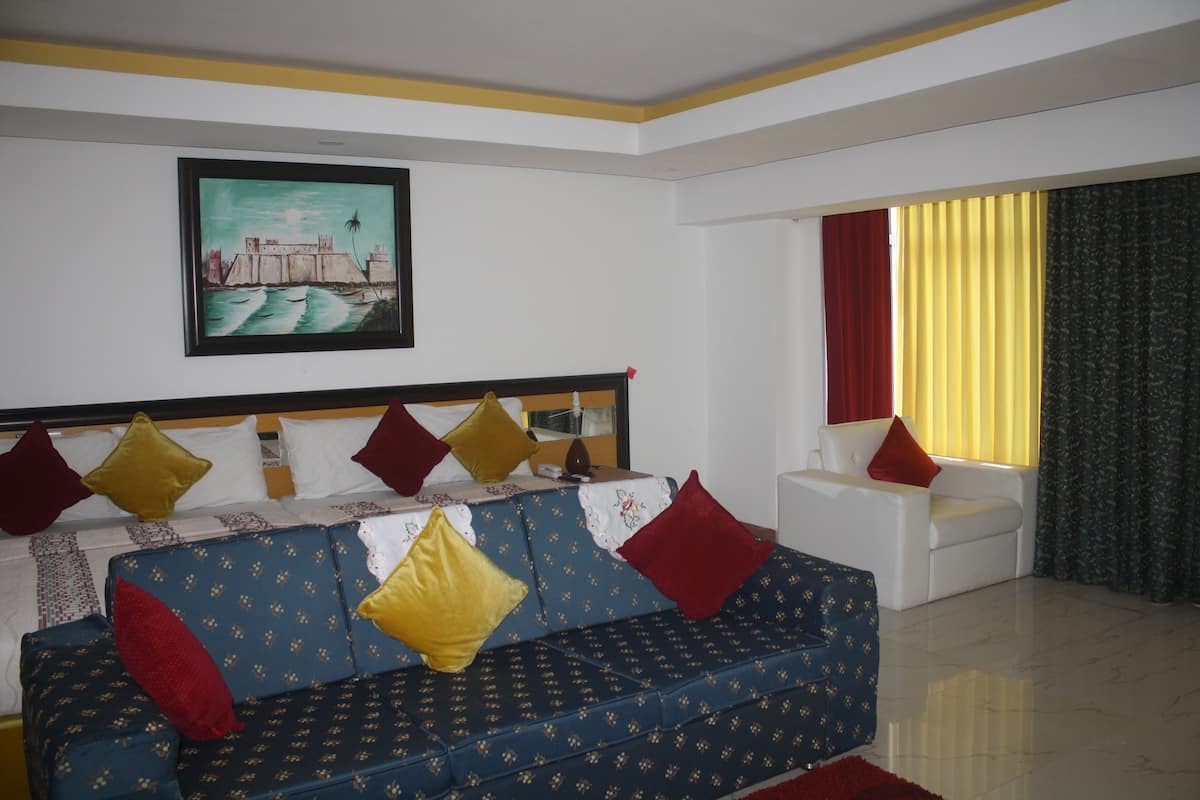 Standard Double Room, Non Smoking | Premium bedding, individually furnished, desk, soundproofing