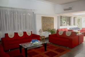 Sittområde i lobbyn