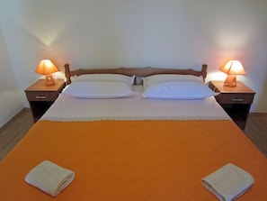 Apartment, Terrace | Free WiFi, bed sheets