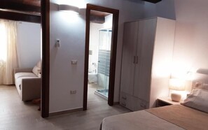 Minibar, soundproofing, cots/infant beds, free WiFi - Al Pez Exclusive Rooms (Olbia)
