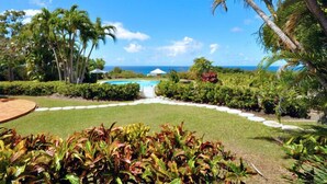 Property grounds - Villa San Flamingo (Paynes Bay)