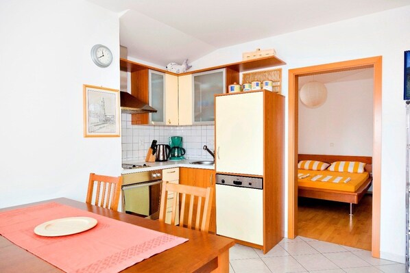 Appartement (A2+2 No.2) | Restauration dans la chambre