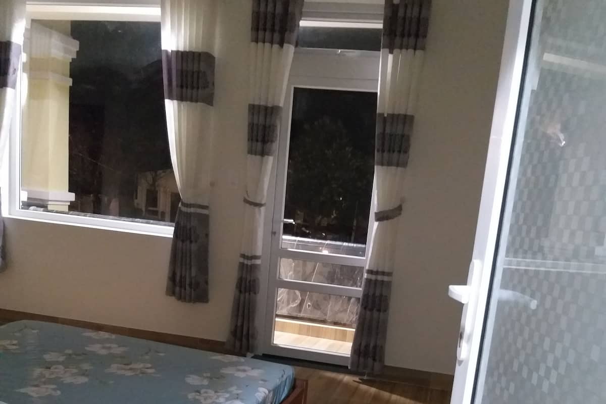 Desk, iron/ironing board, free WiFi