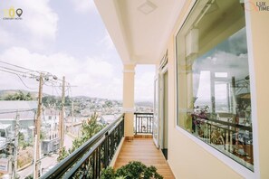 ระเบียง