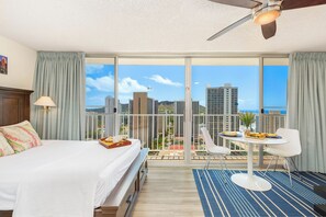 Fer et planche à repasser, Wi-Fi gratuit, draps fournis