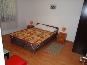 Apartment (1) | Kostenloses WLAN, Bettwäsche