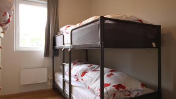 2 bedrooms, free WiFi, bed sheets