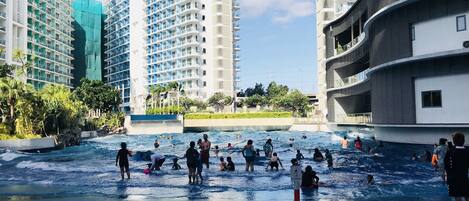 屋外プール、温水プール