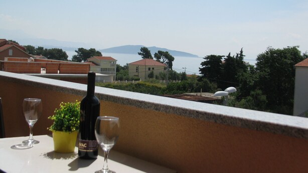 Unclassified image, 1 of 88, button - Apartments Bosnjak (Kastela)