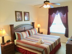 Condo, 3 Bedrooms, 2 Bathrooms