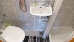 Studio (1) | Bathroom - Apartment Goga (Vodice)