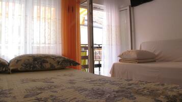 Wi-Fi de cortesia, roupa de cama