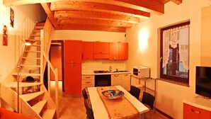 Leilighet, 1 soverom | Spiseområde på rommet