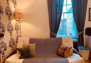 Televisión y reproductor de DVD 