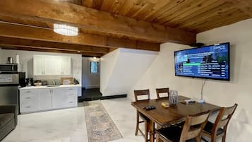 Zimmer (Private Oceanfront Room Hot tub & Sea) | Aussenbereich