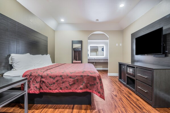 15 bedrooms, blackout drapes, iron/ironing board, WiFi (free)