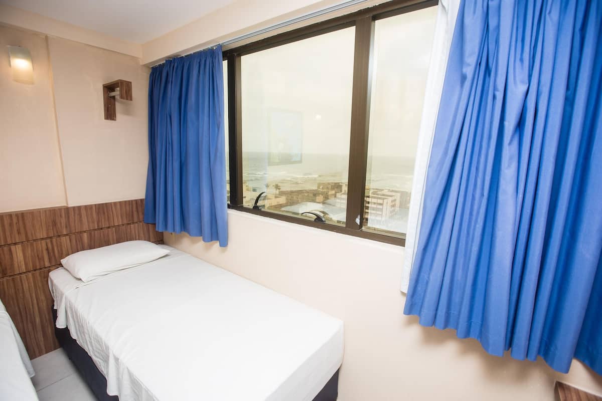 Minibar, WiFi (free), bed sheets