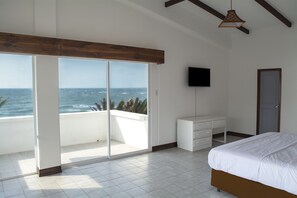 Room - Hotel La Piedra (Bahia de Caraquez)