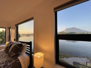 Room (Private Oceanfront Room with hot tub ) | 1 bedroom, individually decorated, individually furnished, free WiFi