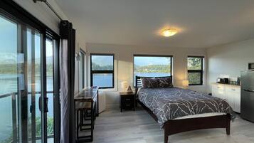 Room (Private Oceanfront Room with hot tub ) | 1 bedroom, WiFi (free), individually decorated, individually furnished