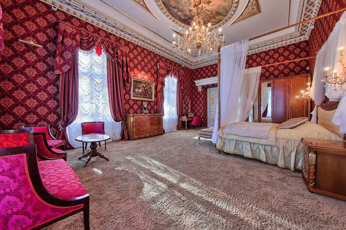 Royal-Suite, 1 King-Bett, Parkblick | Bettwäsche aus ägyptischer Baumwolle, Schreibtisch