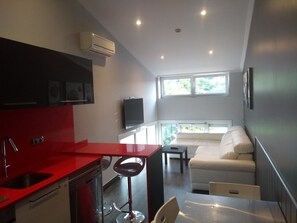 Leilighet – deluxe, 1 dobbeltseng, kjøkken | Utsikt fra rommet